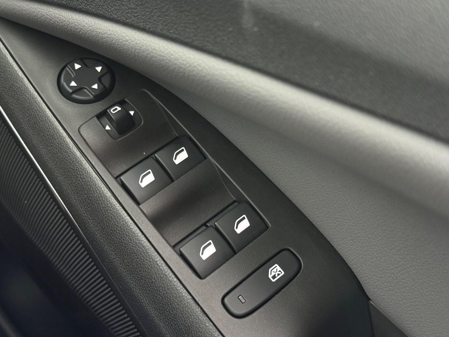 Used Vauxhall Crossland X 2019 for sale - 77182545: Photo 17