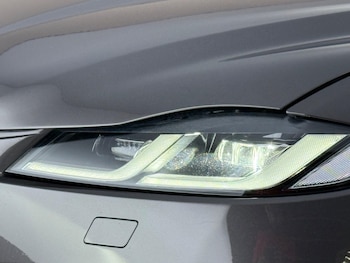 Used Jaguar F-Pace 2023 for sale - 79117095: Photo