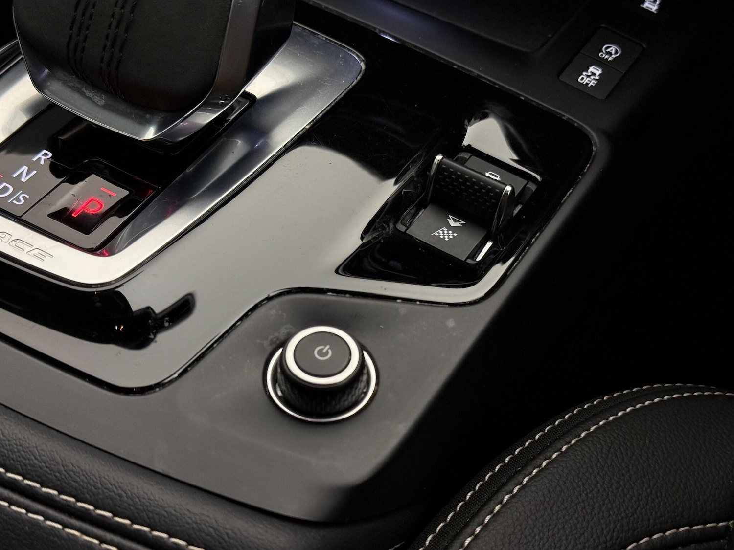 Used Jaguar E-Pace 2021 for sale - 76467308: Photo 47