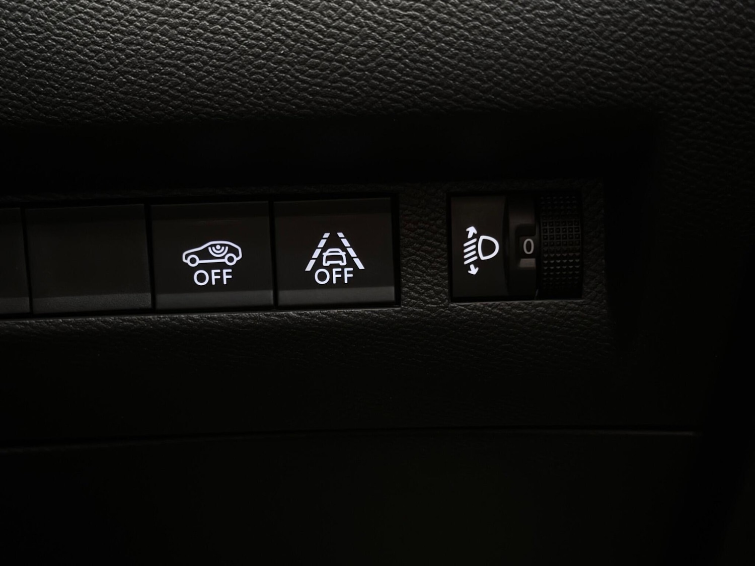 Used Peugeot 208 2023 for sale - 77769882: Photo 32