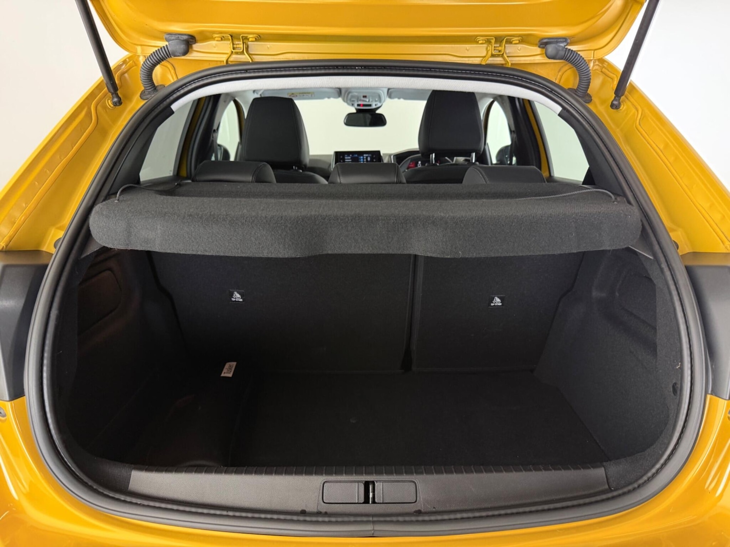 Used Peugeot 208 2023 for sale - 77769882: Photo 8