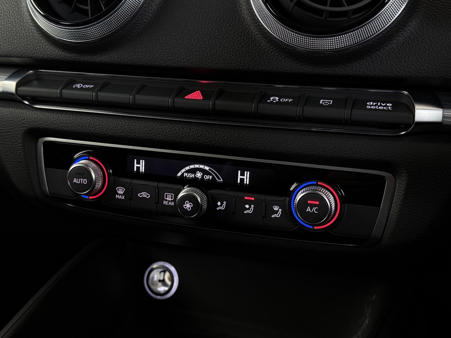 Used Audi A3 2020 for sale - 77259627: Photo 32