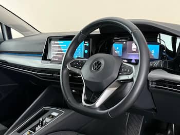 Used Volkswagen Golf 2023 for sale - 79646420: Photo