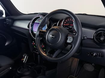 Used MINI Hatch 2023 for sale - 79712704: Photo