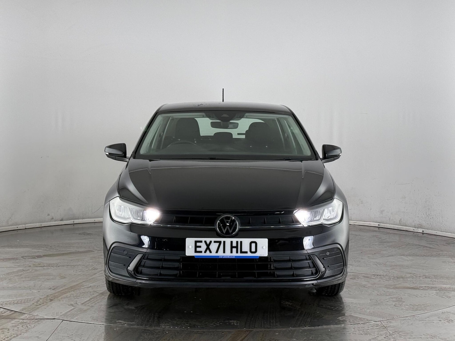 Used Volkswagen Polo 2021 for sale - 77243002: Photo 2