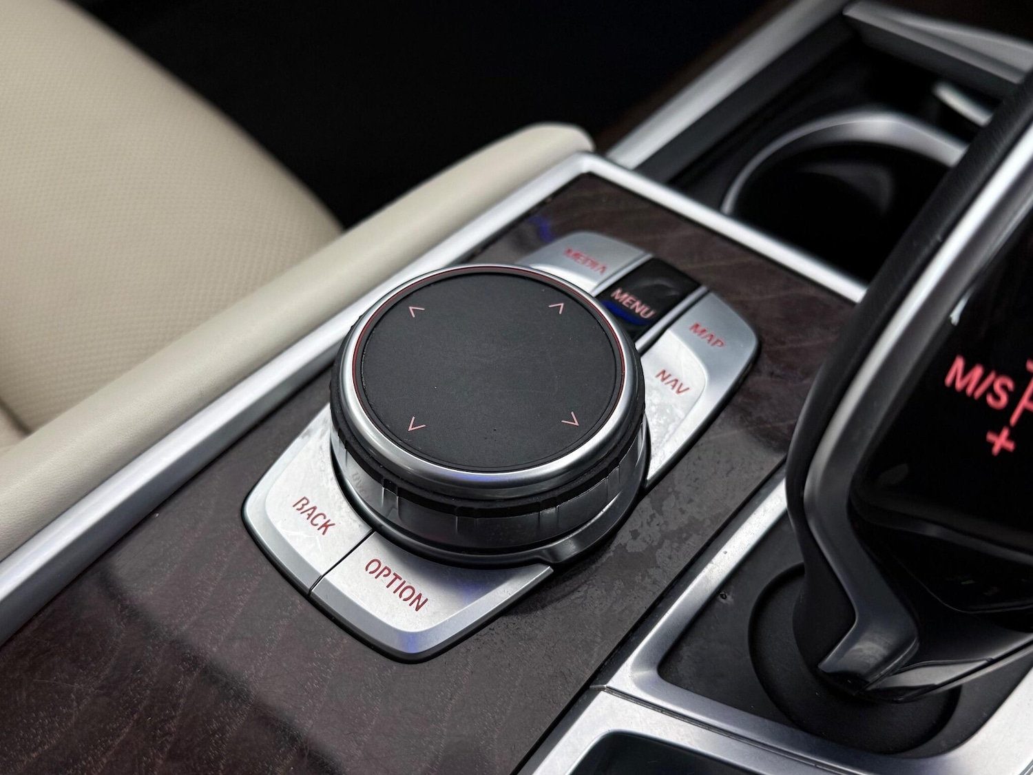 Used BMW 7 Series 2017 for sale - 76619932: Photo 47