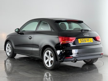 Used Audi A1 2018 for sale - 77222414: Photo