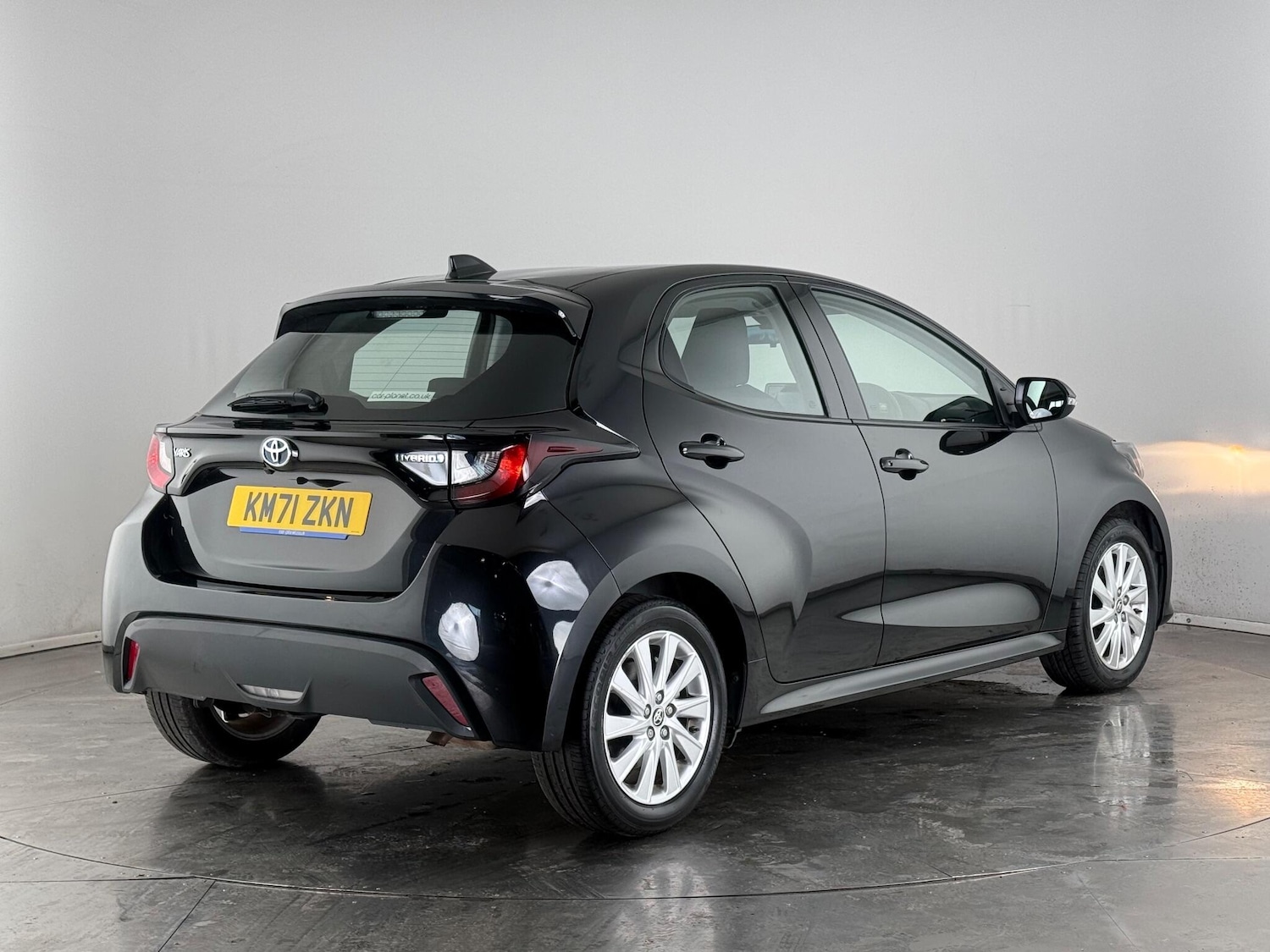 Used Toyota Yaris 2021 for sale - 76466848: Photo 4