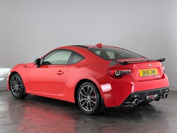 Used Toyota GT86 2018 for sale - 77260300: Photo