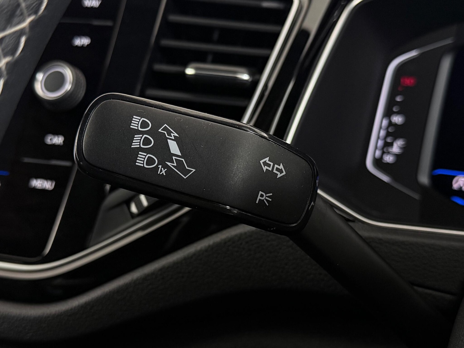 Used Volkswagen T-Roc 2020 for sale - 77243209: Photo 21