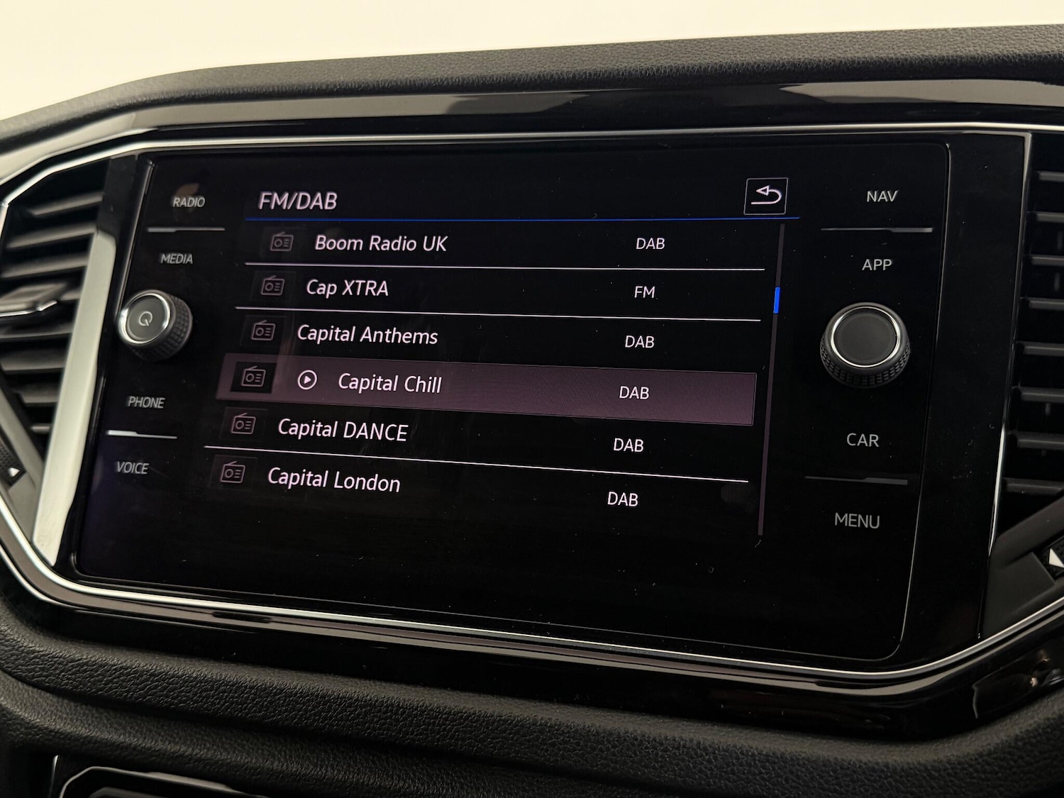 Used Volkswagen T-Roc 2020 for sale - 77243209: Photo 24