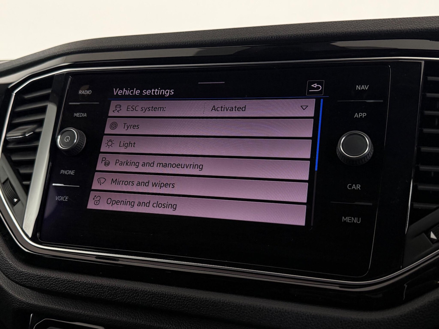 Used Volkswagen T-Roc 2020 for sale - 77243209: Photo 27