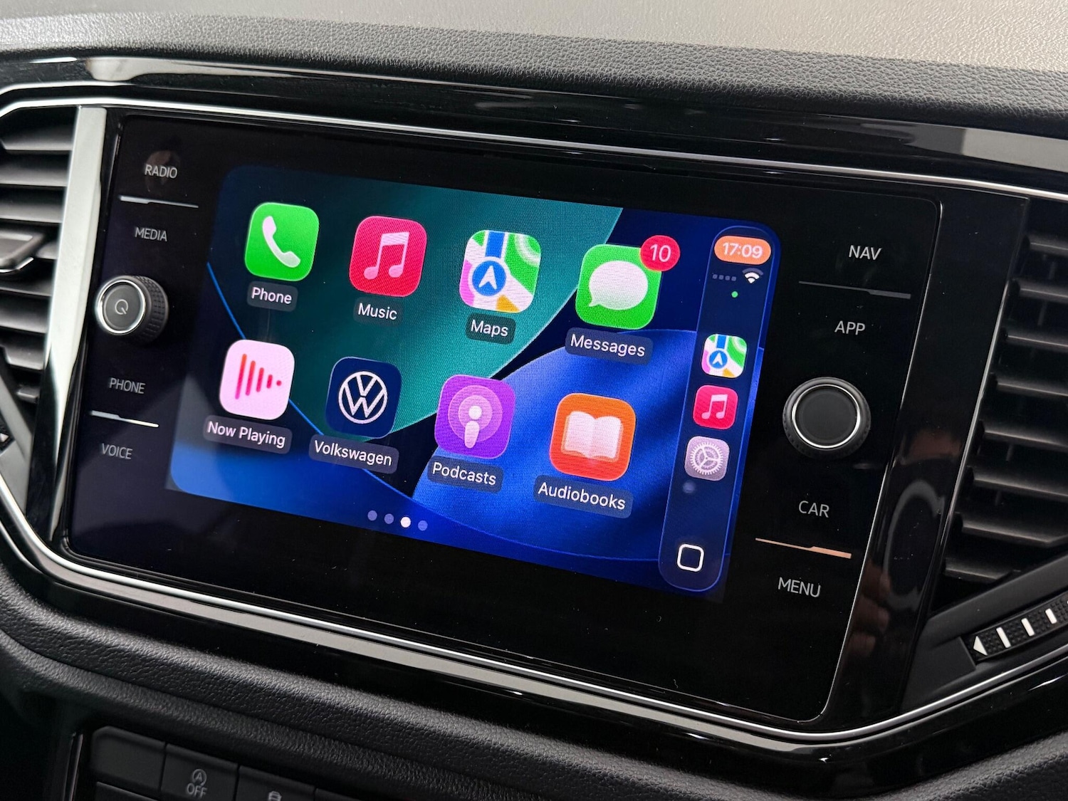 Used Volkswagen T-Roc 2020 for sale - 77243209: Photo 29