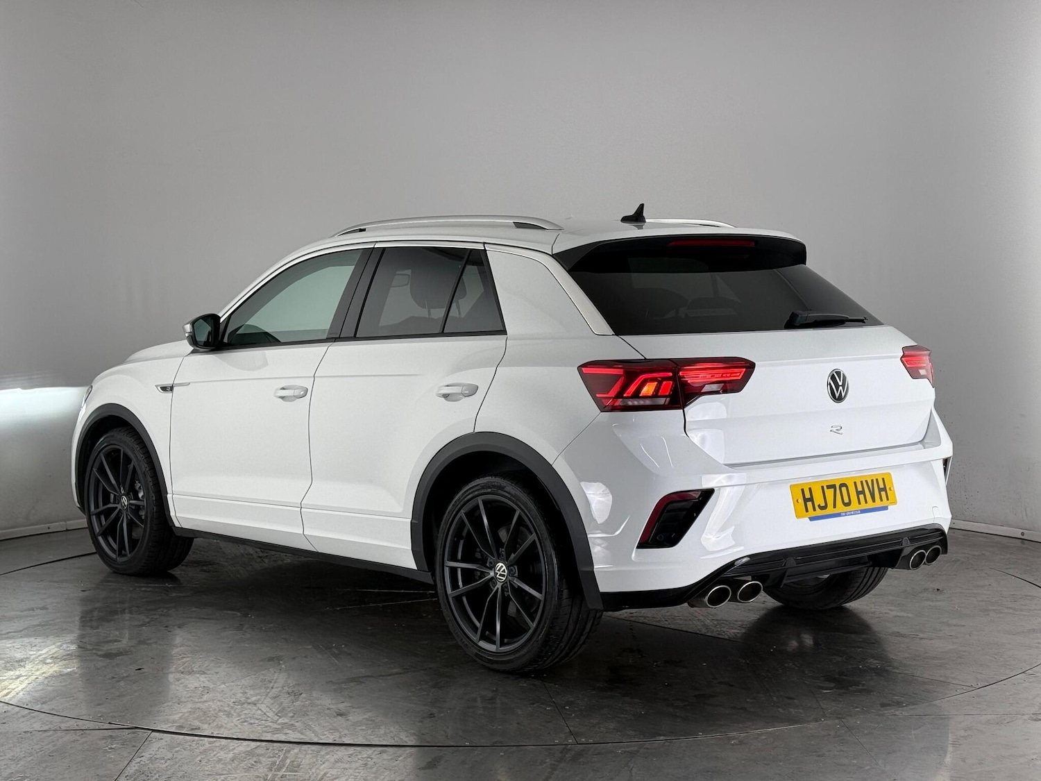 Used Volkswagen T-Roc 2020 for sale - 77243209: Photo 4