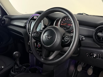 Used MINI Hatch 2020 for sale - 79602411: Photo