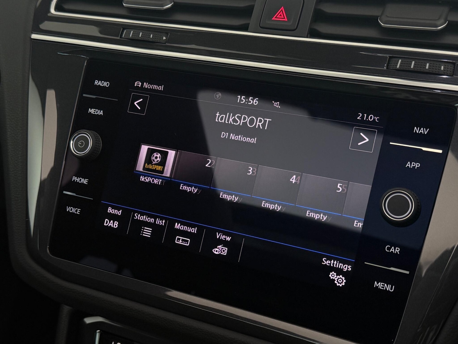 Used Volkswagen Tiguan 2020 for sale - 77216725: Photo 31