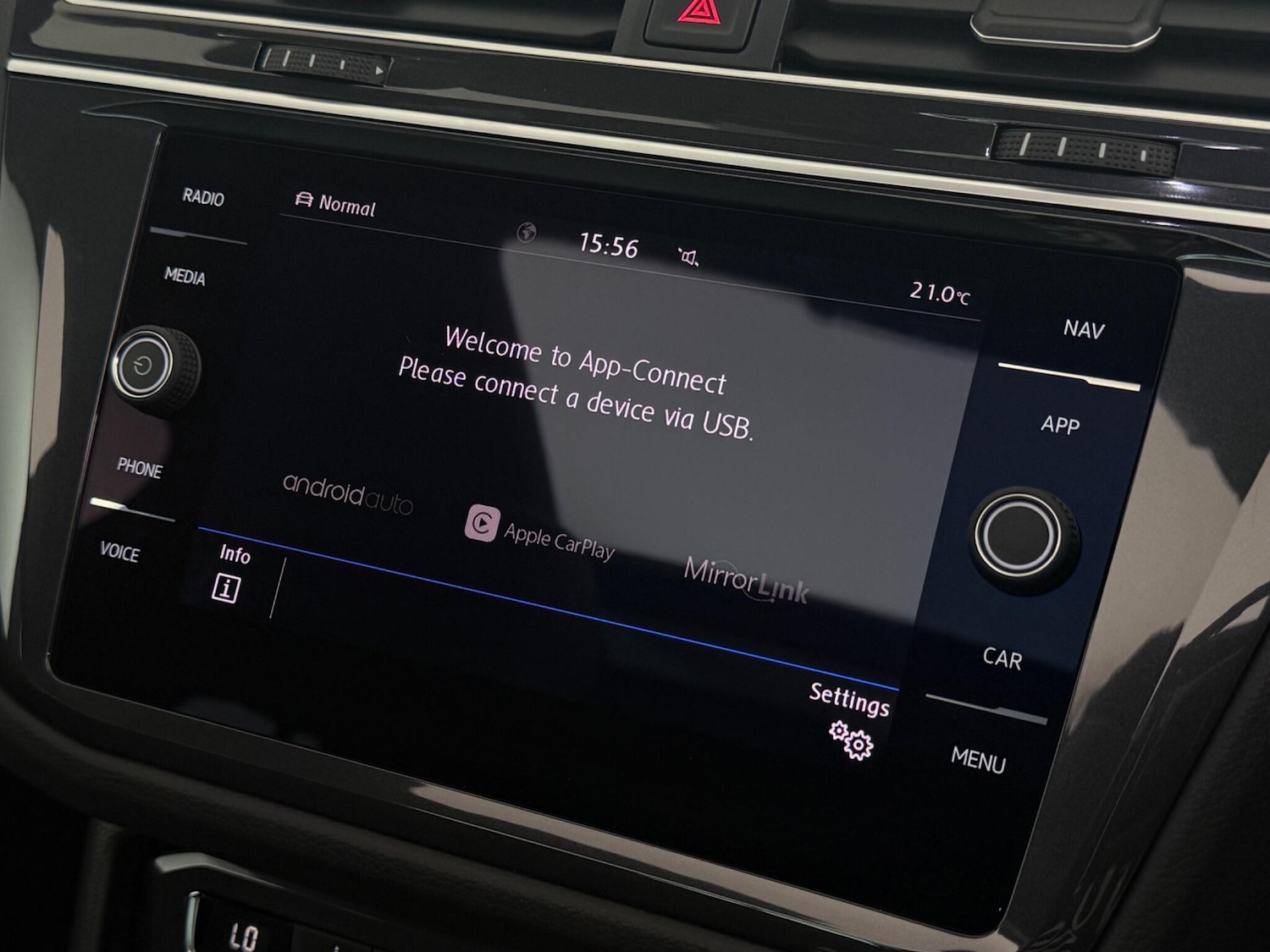 Used Volkswagen Tiguan 2020 for sale - 77216725: Photo 32