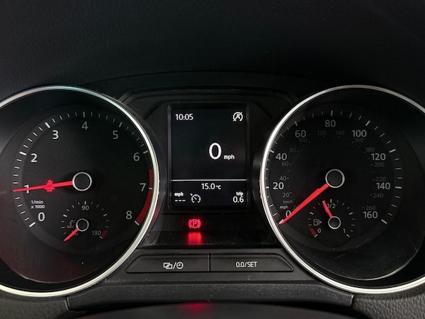Used Volkswagen Polo 2016 for sale - 76185527: Photo 24