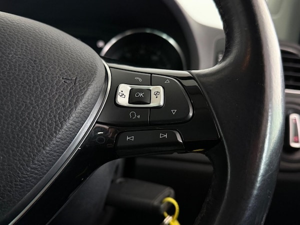 Used Volkswagen Polo 2016 for sale - 76185527: Photo 25