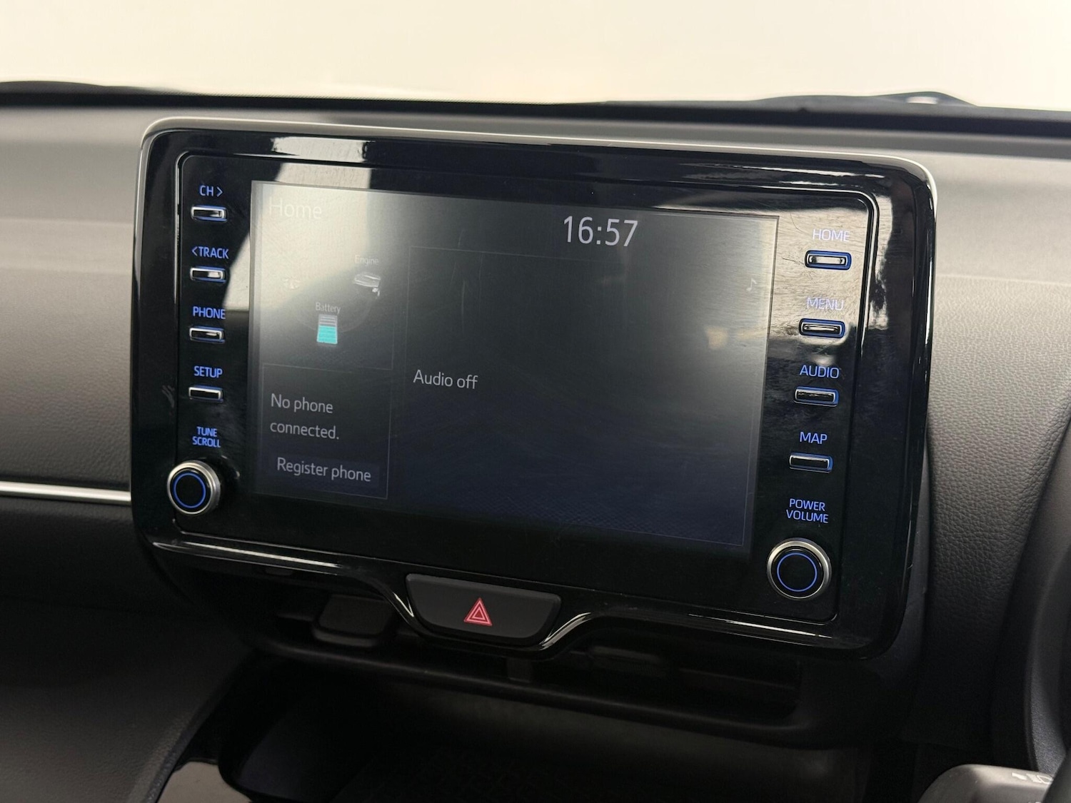 Used Toyota Yaris Cross 2023 for sale - 77221802: Photo 23