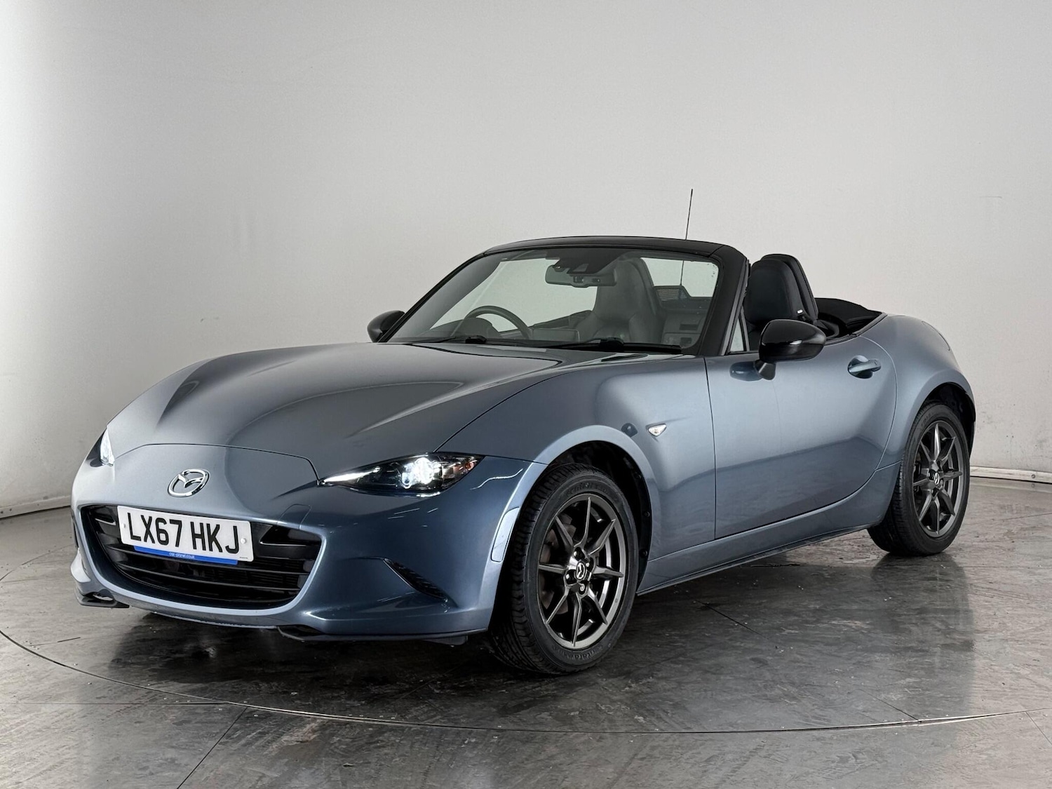 Used Mazda MX-5 2017 for sale - 77182347: Photo 3