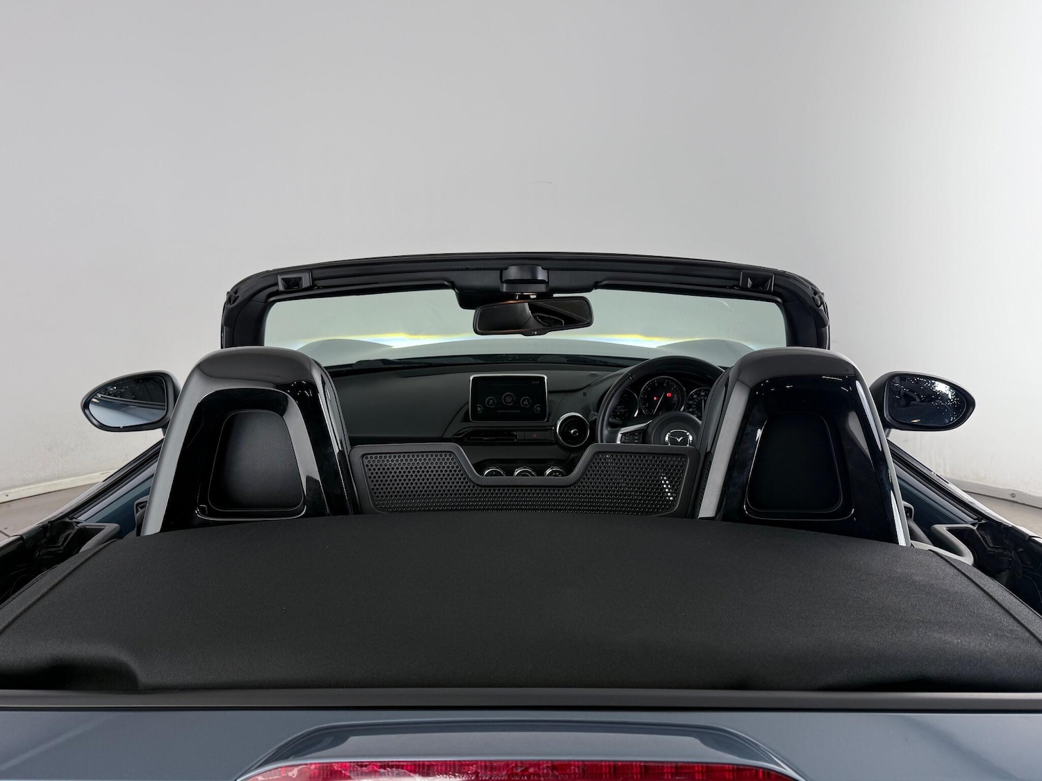 Used Mazda MX-5 2017 for sale - 77182347: Photo 8