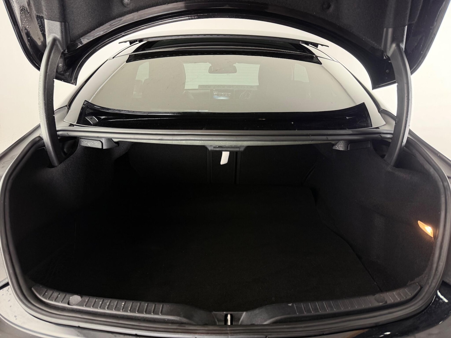 Used Mercedes-Benz C Class 2017 for sale - 78063174: Photo 9