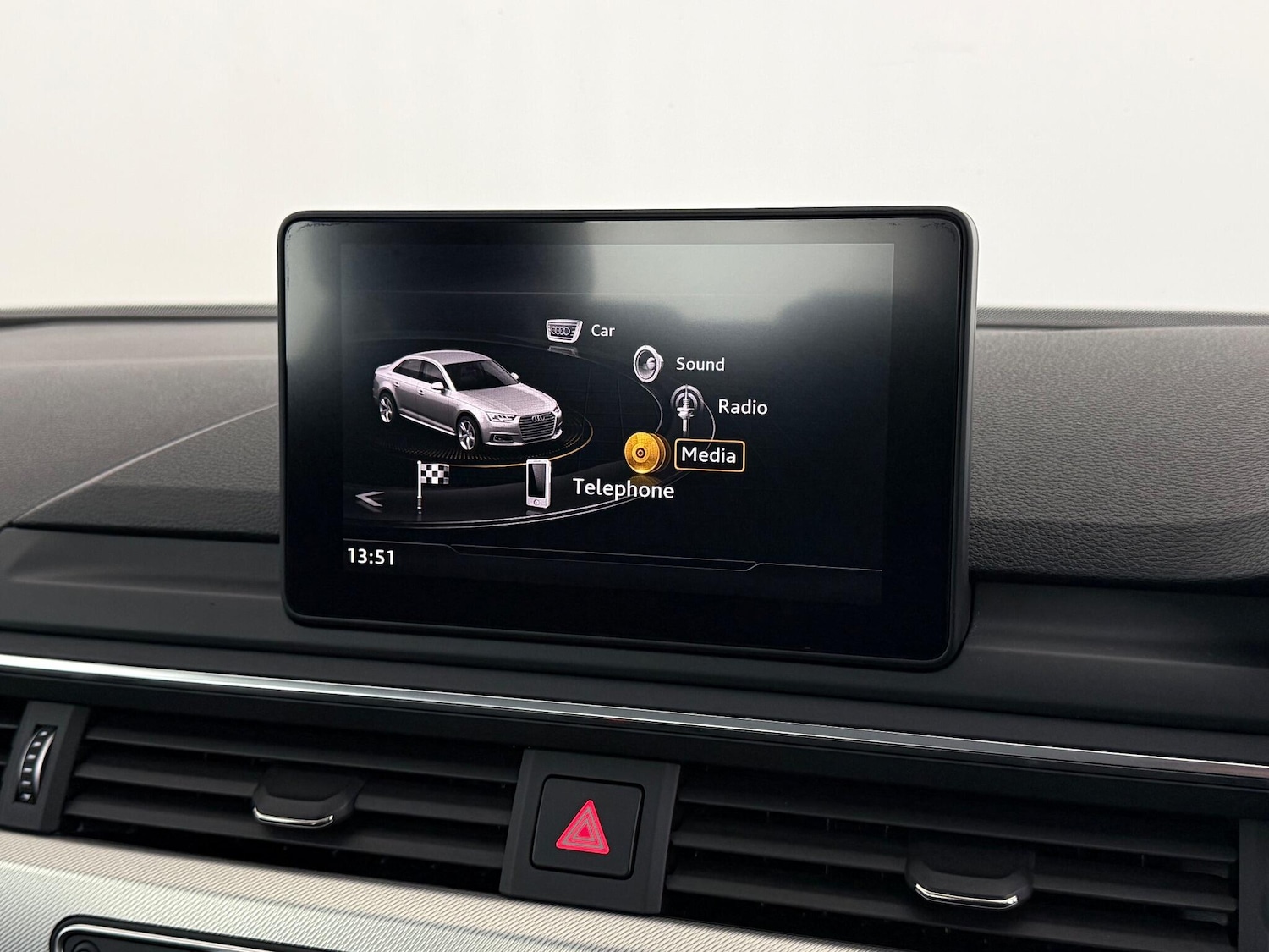 Used Audi A4 2016 for sale - 76913627: Photo 35