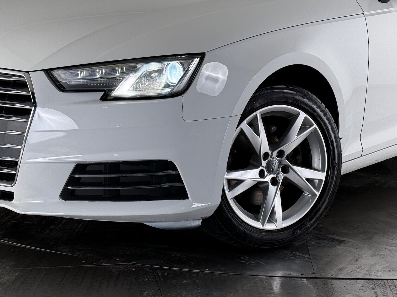 Used Audi A4 2016 for sale - 76913627: Photo 44