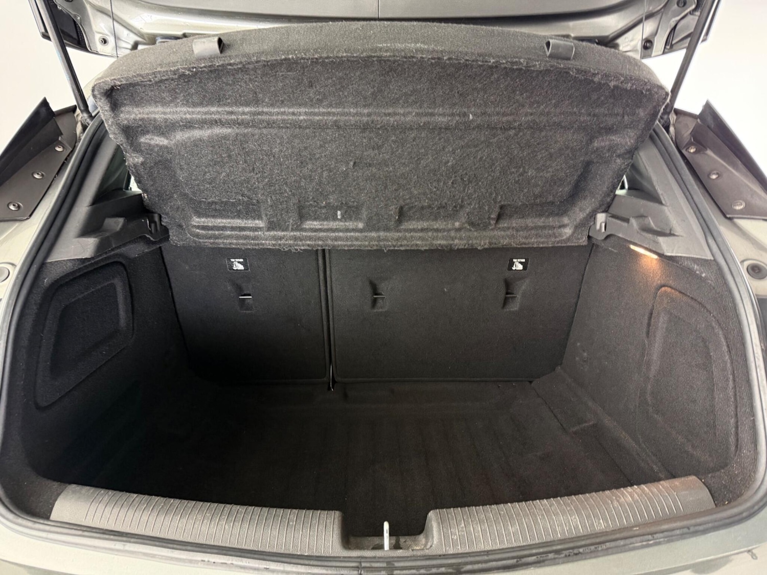 Used Vauxhall Astra 2016 for sale - 77629859: Photo 9