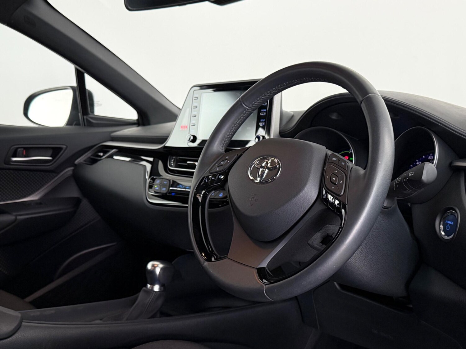 Used Toyota C-HR 2023 for sale - 77940882: Photo 13