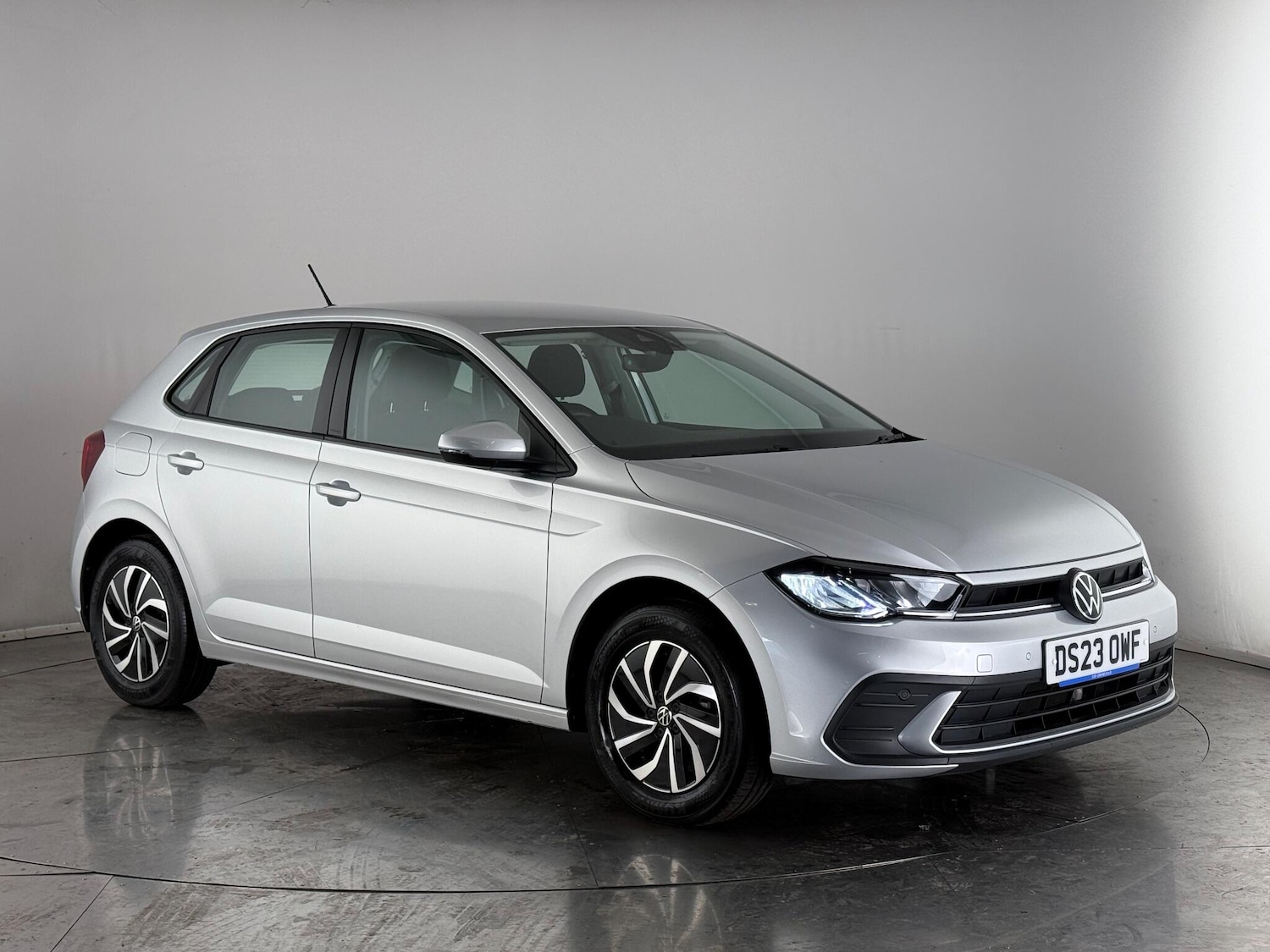 Used Volkswagen Polo 2023 for sale - 76467324: Photo 1