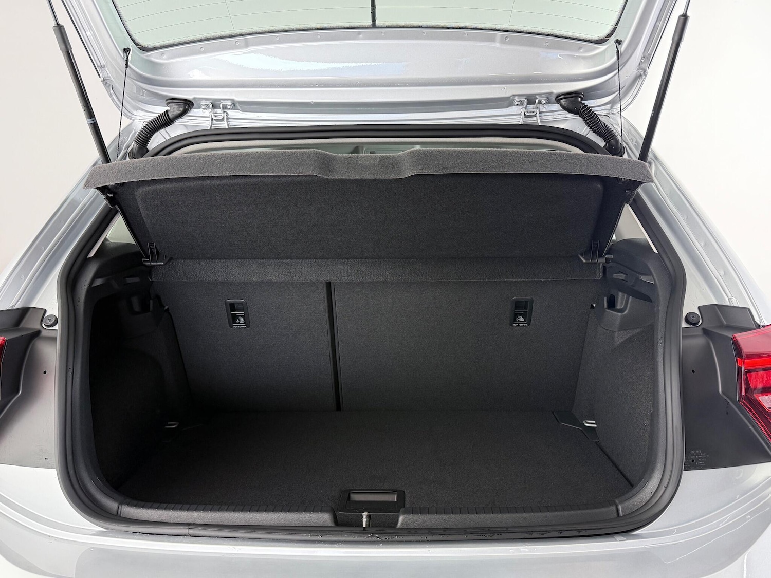 Used Volkswagen Polo 2023 for sale - 76467324: Photo 13