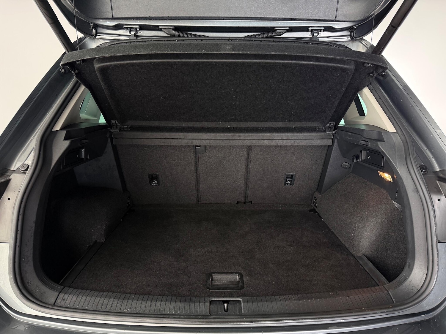 Used Volkswagen Tiguan 2017 for sale - 77247022: Photo 10