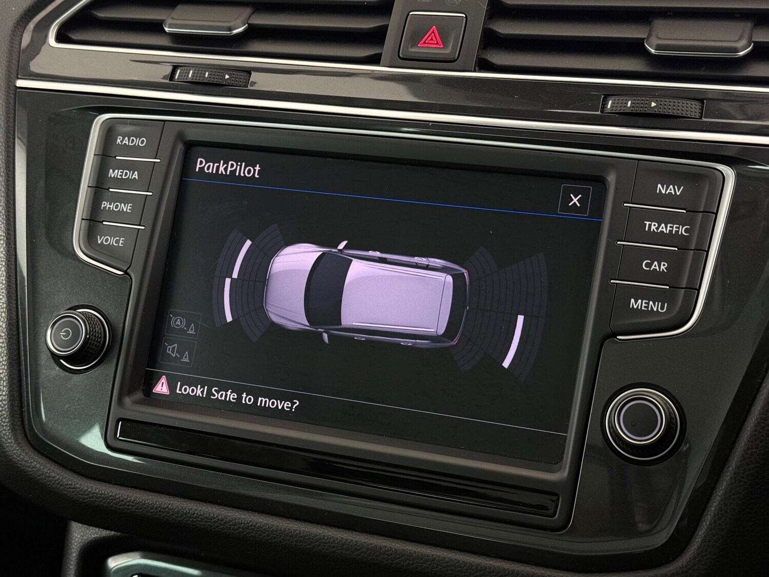 Used Volkswagen Tiguan 2017 for sale - 77247022: Photo 25