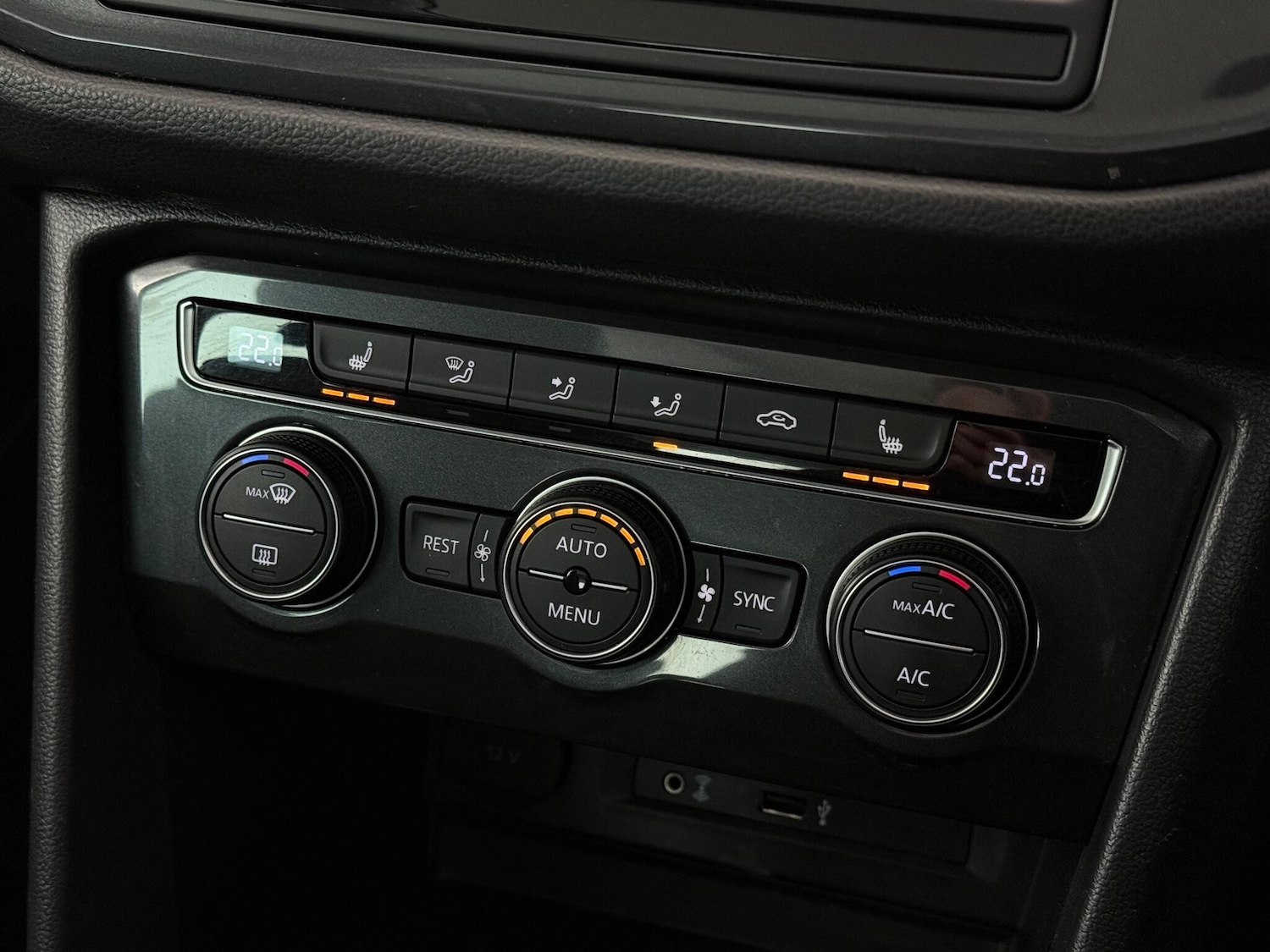 Used Volkswagen Tiguan 2017 for sale - 77247022: Photo 34