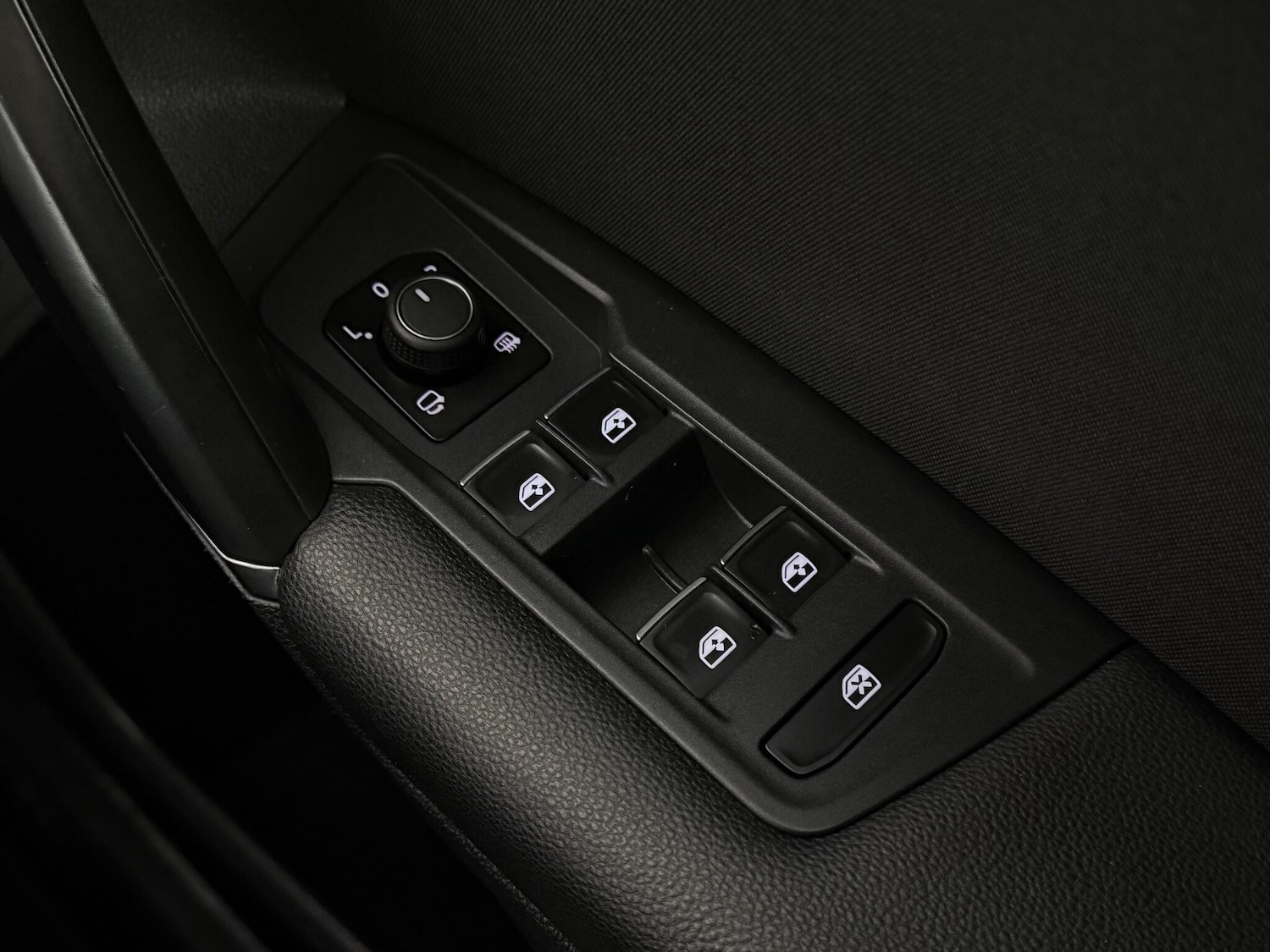 Used Volkswagen Tiguan 2017 for sale - 77247022: Photo 36