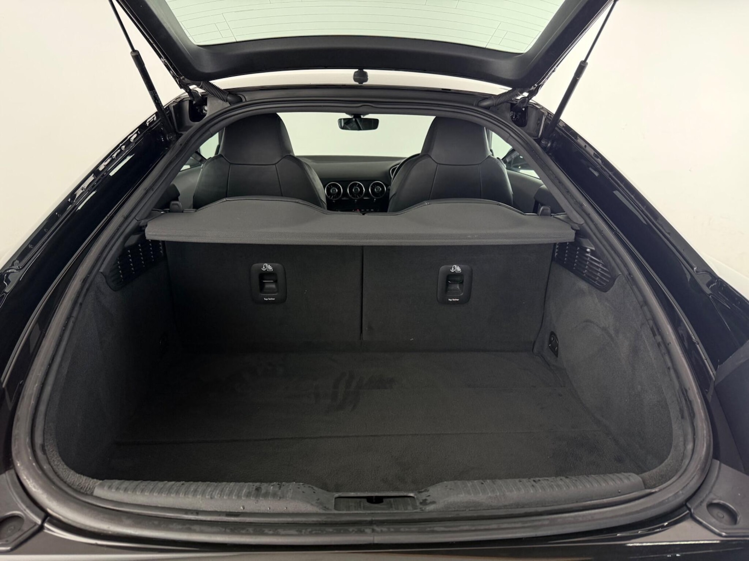 Used Audi TT 2015 for sale - 77182461: Photo 9