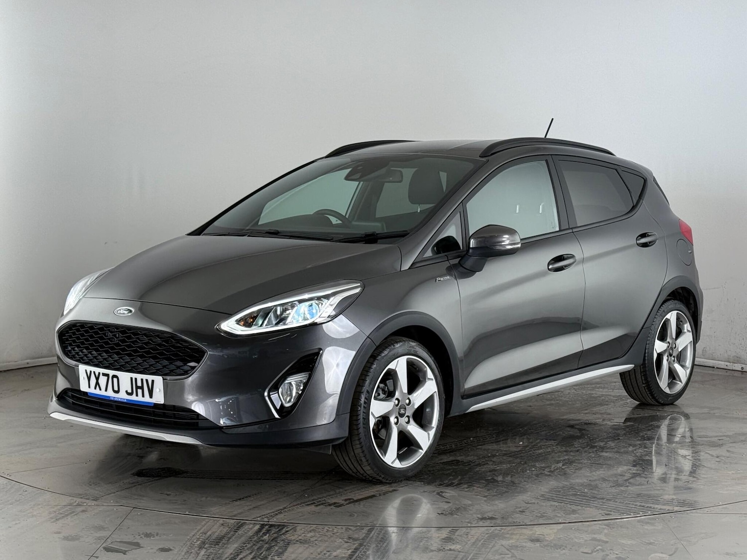 Used Ford Fiesta 2021 for sale - 77216702: Photo 2