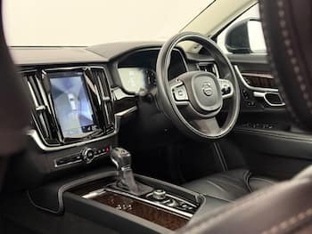 Used Volvo V90 2019 for sale - 79677667: Photo