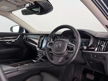 Used Volvo V90 2019 for sale - 79677667: Photo
