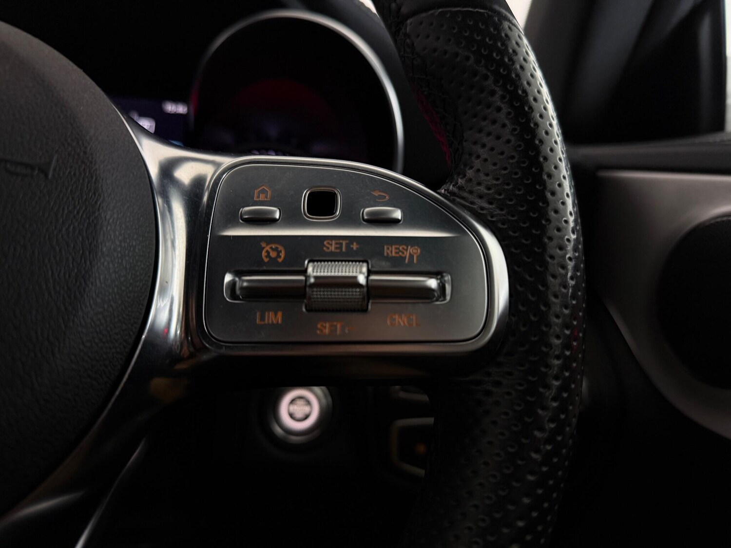 Used Mercedes-Benz C Class 2019 for sale - 77246645: Photo 18