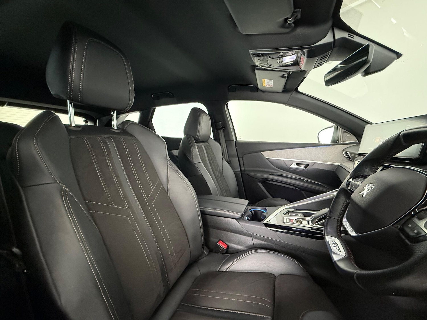 Used Peugeot 3008 2021 for sale - 77247140: Photo 11