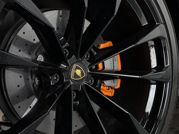 Used Lamborghini Urus 2020 for sale - 74820059: Photo 13