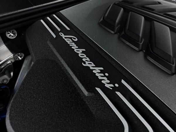 Used Lamborghini Urus 2020 for sale - 74820059: Photo 25
