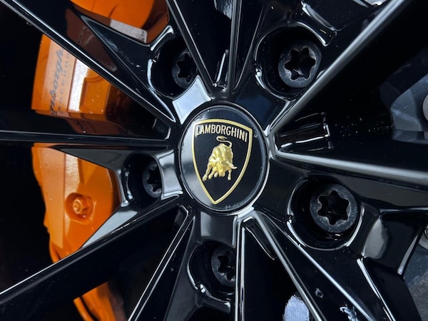 Used Lamborghini Urus 2020 for sale - 74820059: Photo 28