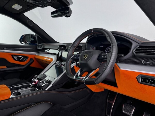 Used Lamborghini Urus 2020 for sale - 74820059: Photo 34