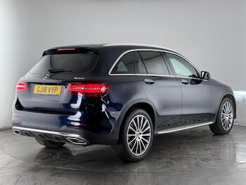 Used Mercedes-Benz GLC 2018 for sale - 76964737: Photo