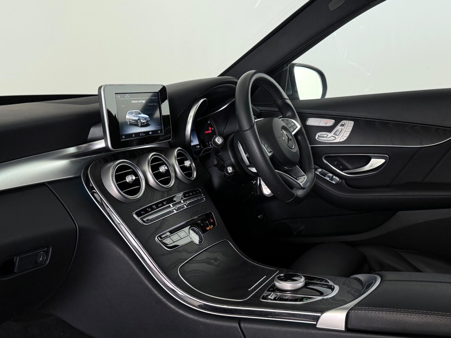 Used Mercedes-Benz C Class 2017 for sale - 77469432: Photo 19