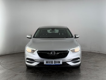 Used Vauxhall Insignia 2018 for sale - 77626364: Photo